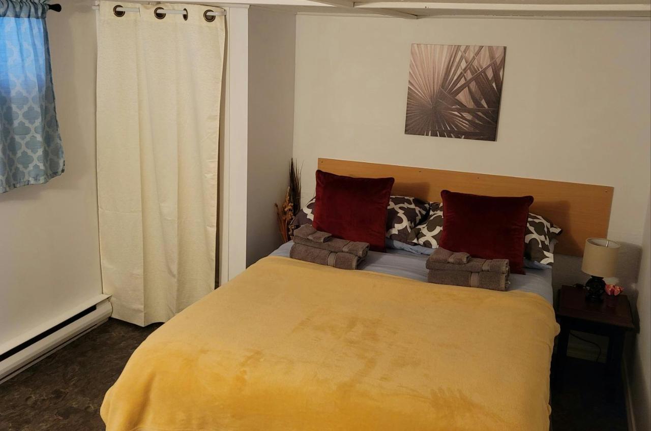Lower Level Apt 6Ft High Close To Hwy Netflix Wifi Apartment เอ็ดมันด์สตัน ภายนอก รูปภาพ