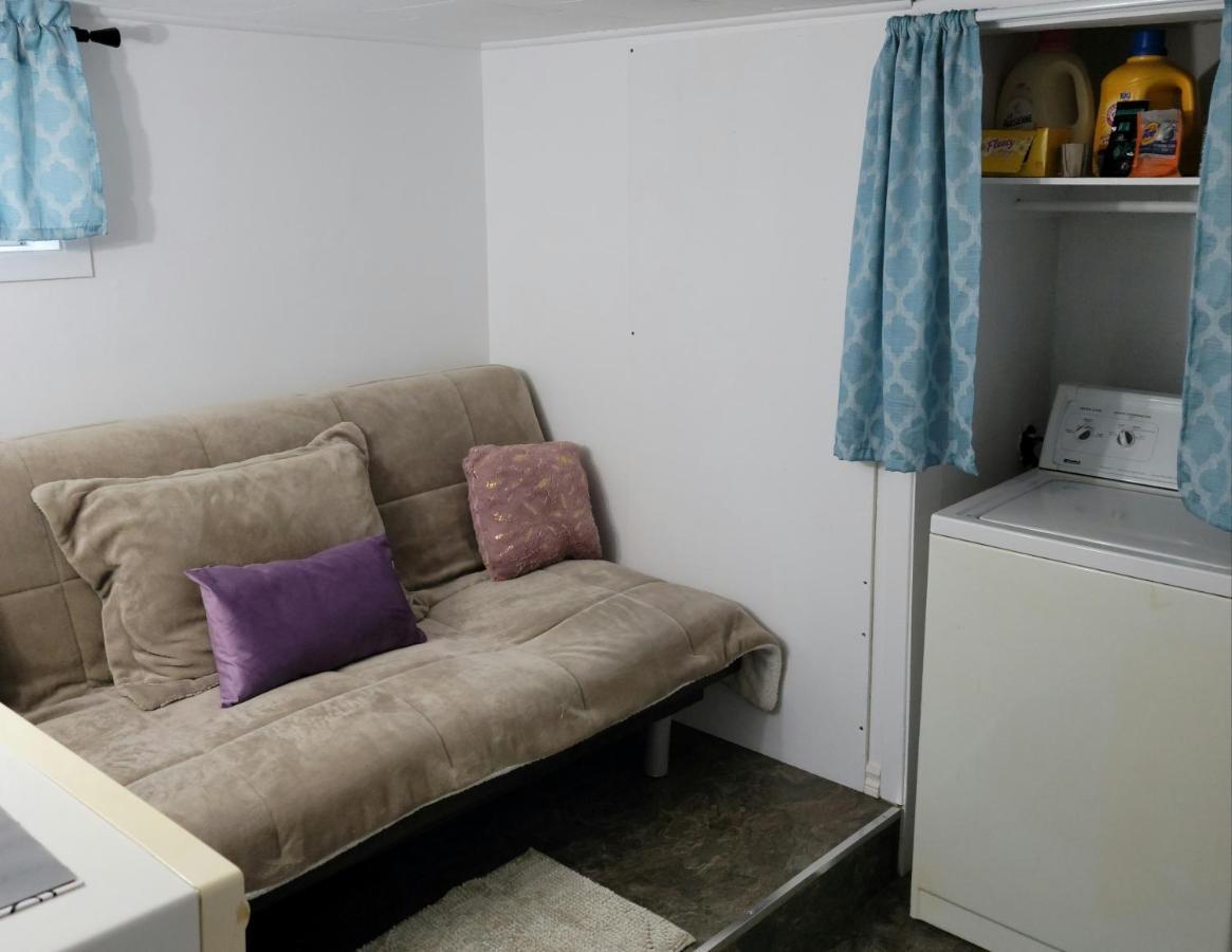Lower Level Apt 6Ft High Close To Hwy Netflix Wifi Apartment เอ็ดมันด์สตัน ภายนอก รูปภาพ