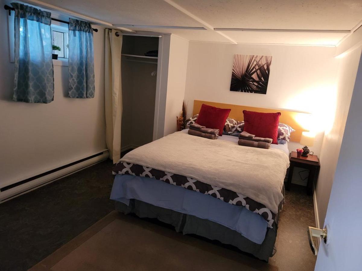 Lower Level Apt 6Ft High Close To Hwy Netflix Wifi Apartment เอ็ดมันด์สตัน ภายนอก รูปภาพ